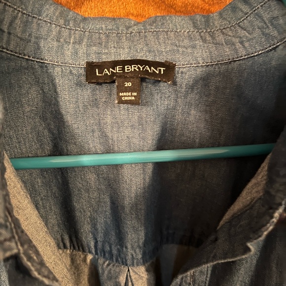 ⭐️ EUC-Lane Bryant Sz 20 Denim Frayed Ends Jean Button Down Shirt Top - Picture 3 of 6